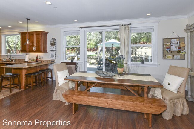 Building Photo - 4 br, 3.5 bath House - 16779 Highway 12