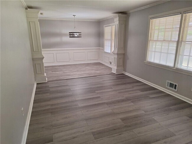 Foto del edificio - 4609 Hopewell Rd