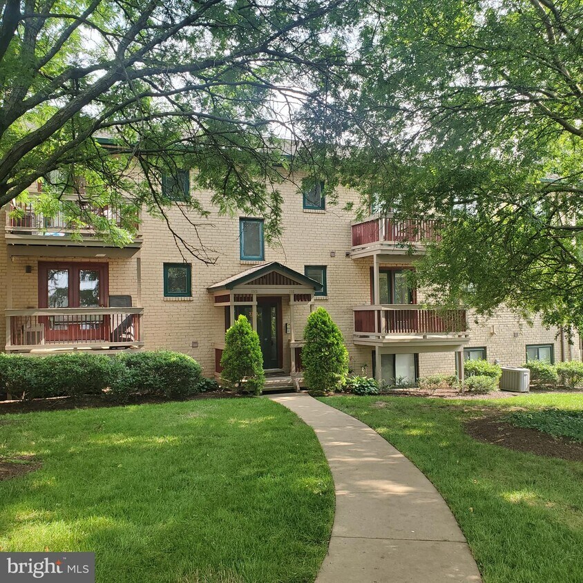 3304 Eastview Ln Unit 3304, Wilmington, DE 19802 Room for Rent in
