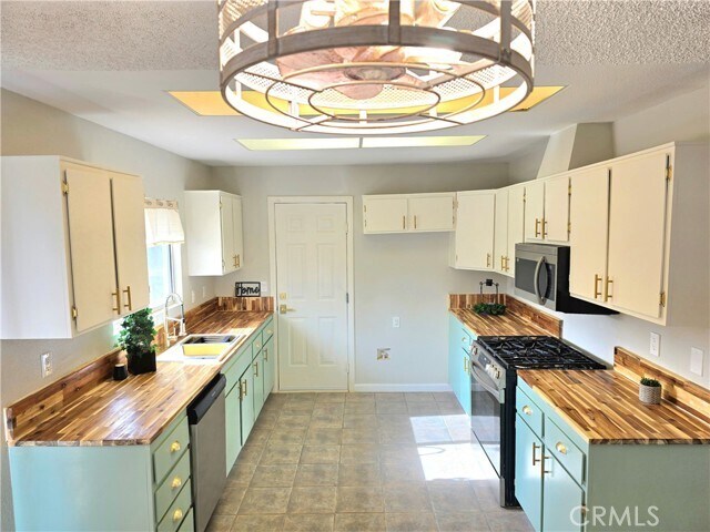 Foto del edificio - 6213 Baileya Ave