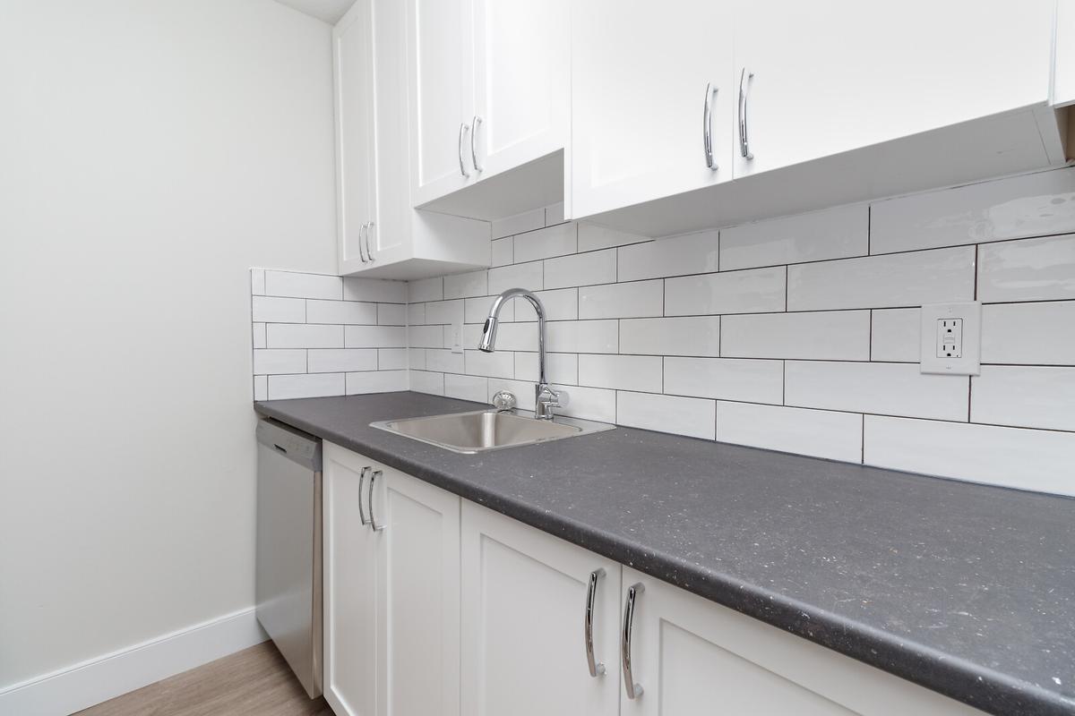 Alderwood Place Apartments Apartments 579 Rosehill St Nanaimo, BC