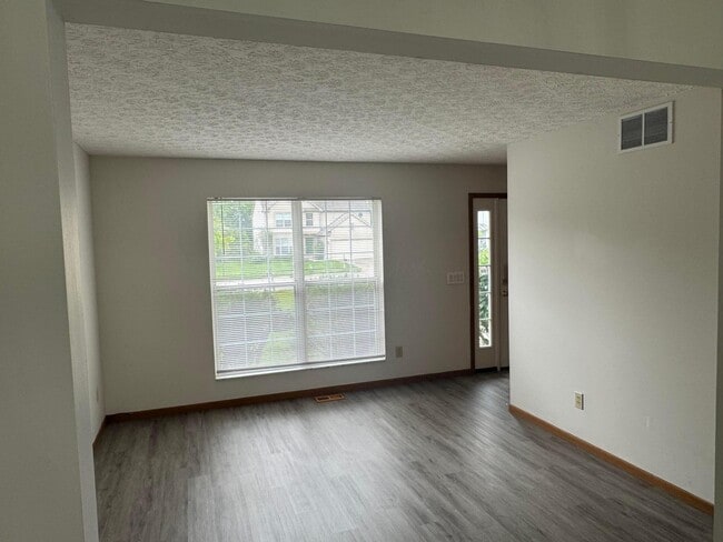 Building Photo - 6064 Innovation Dr
