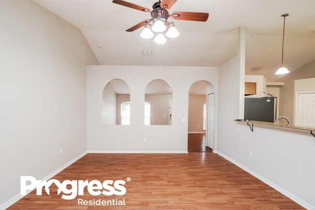 Building Photo - 1810 Torrington Dr
