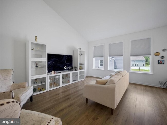 Building Photo - 208 Hillsdale Pl