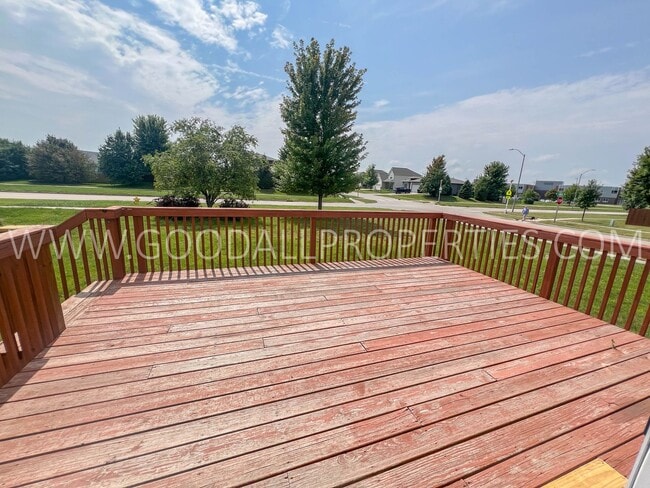 Building Photo - Christmas Special: $1895 for the first thr...