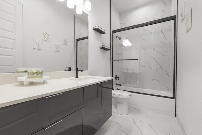 Photo - Contemporary 2BR/3.5BA Townhome with Private Rooftop | 4314 Roseland Ave #101