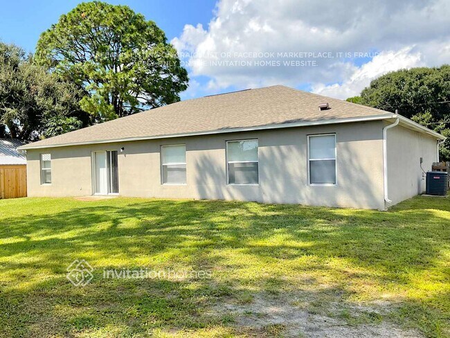 Foto del edificio - 5755 Fairbridge St