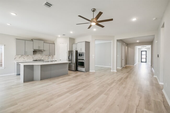 Foto del edificio - 18314 Southwood Creek Dr