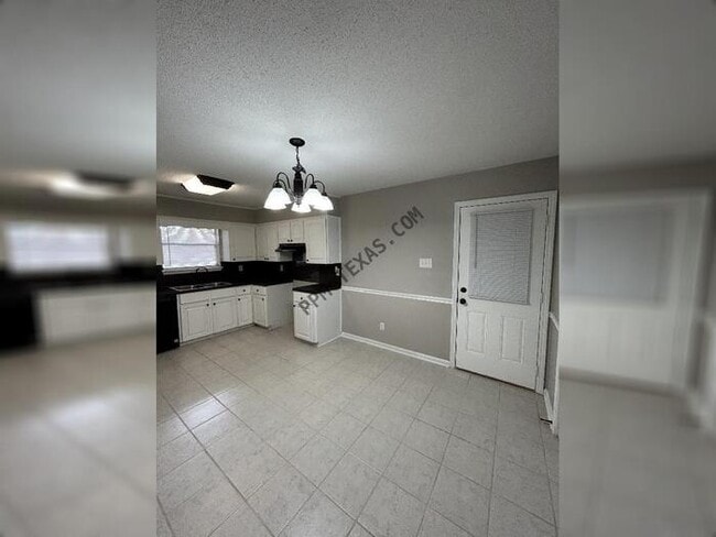 Foto del edificio - 9 Collins Ct