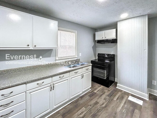 Foto del edificio - 2175 Pansy St NW