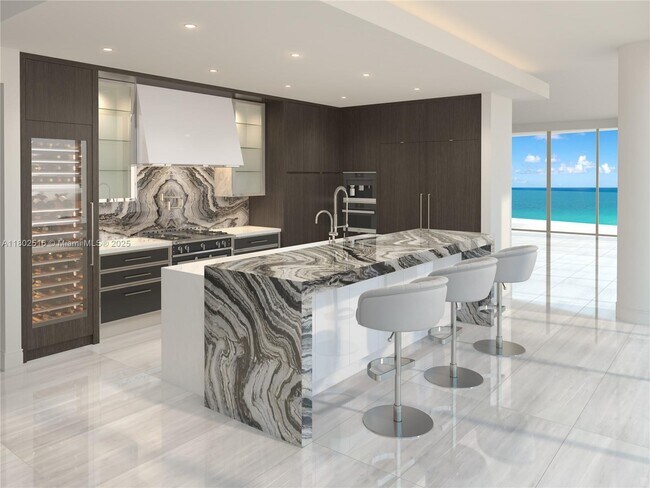 Foto del edificio - 17901 Collins Ave