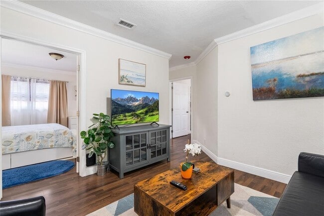 Foto del edificio - 2625 NE 13th Ct