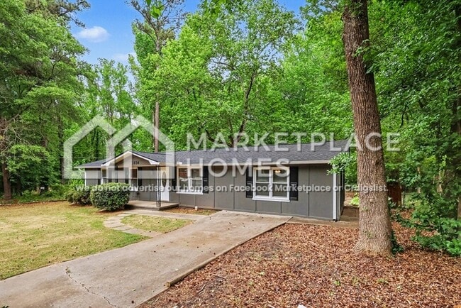 Photo - 3834 Maggie Dr SE House