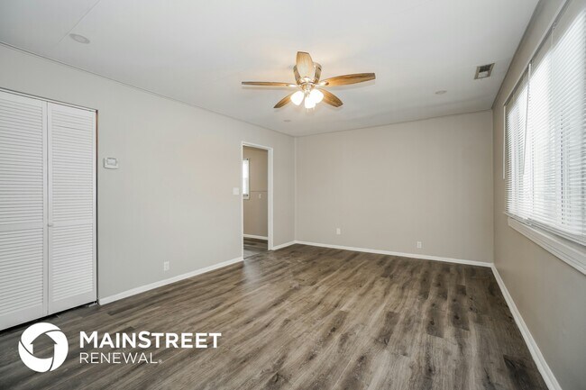 Building Photo - 4517 San Jose Ln