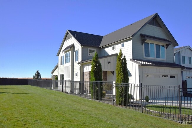 Building Photo - 3241 W Ladle Rapids St