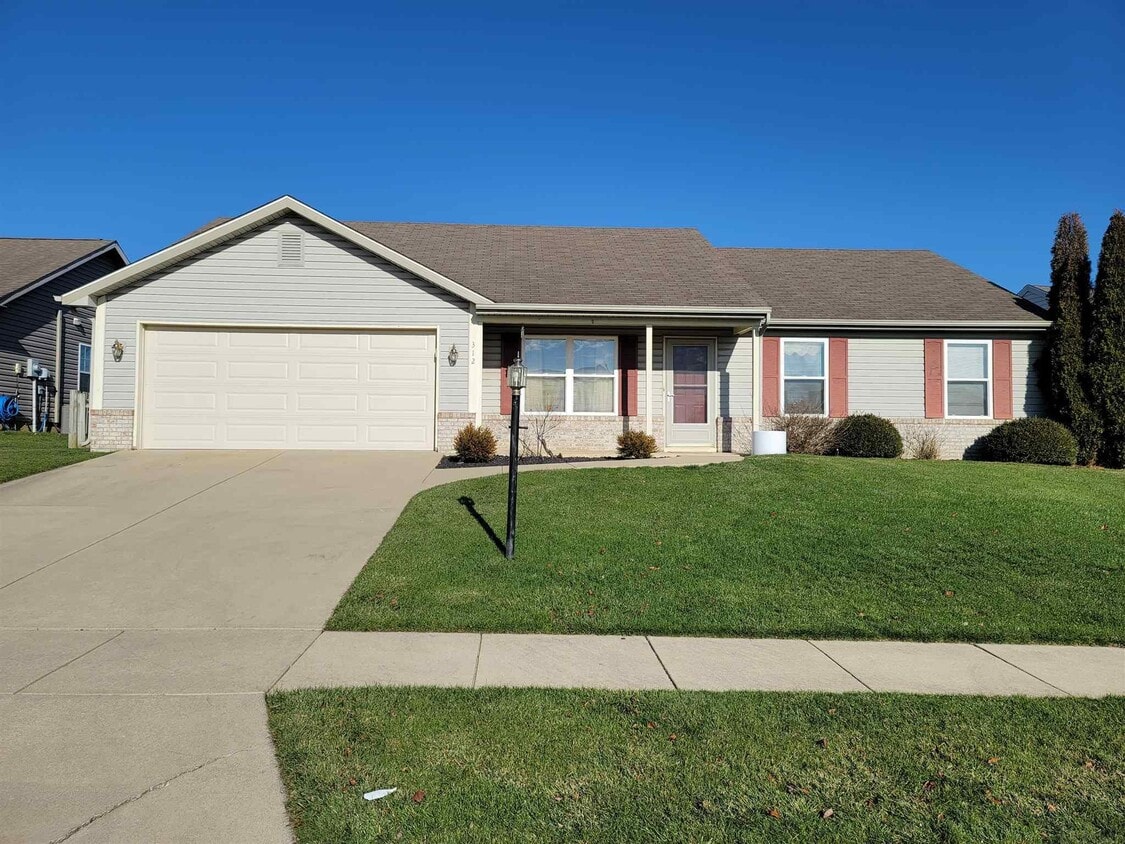 Primary Photo - 312 Plantation Way