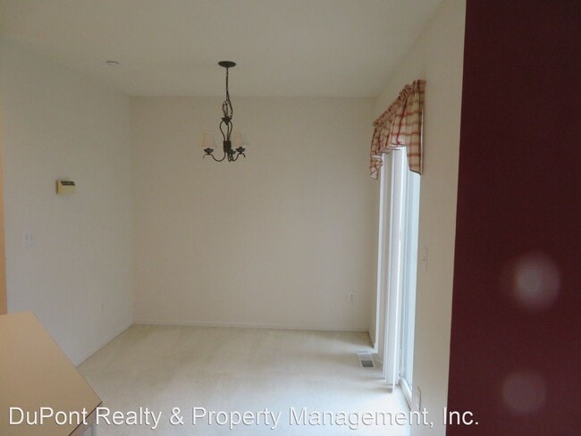 Building Photo - 3 br, 2.5 bath House - 2152 McDonald Avenue