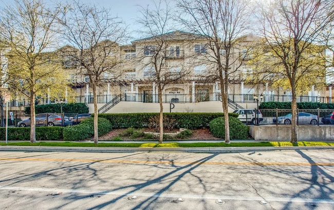 Building Photo - 3102 Kings Rd