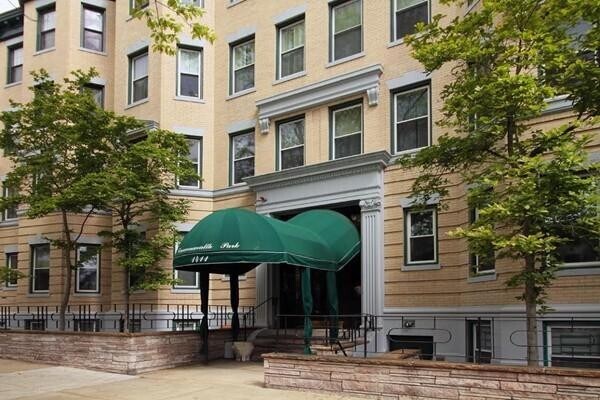 Foto del edificio - 1408 Commonwealth Ave