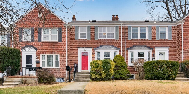 Primary Photo - 136 Brandon Road