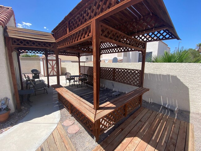 Building Photo - Charming 3 Bedroom, 2 Bathroom, Single-Sto...