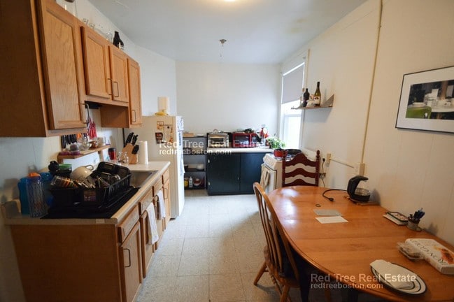 Photo - 1630 Commonwealth Ave Apartment