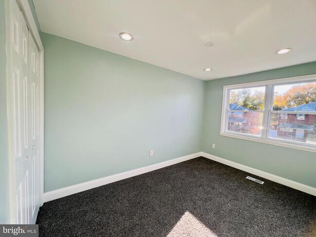 Building Photo - 4045 St Monica Dr