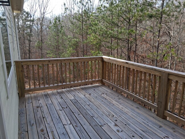 Foto del edificio - 3200 Tackett Rd