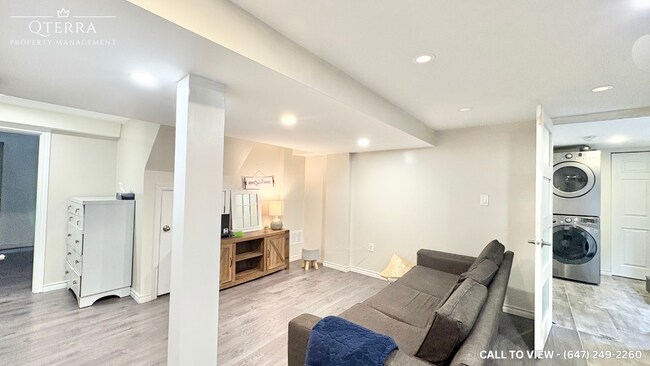 Photo du bâtiment - 600 Bradley Dr