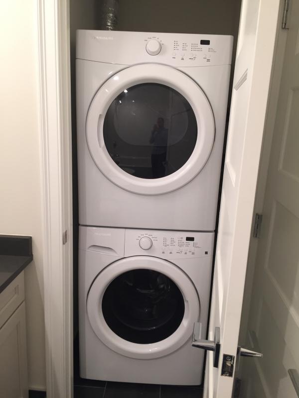 Foto del edificio - 604 Massachusetts Ave