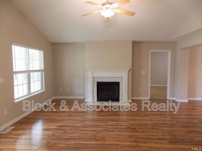 Building Photo - 2506 Patton Ln