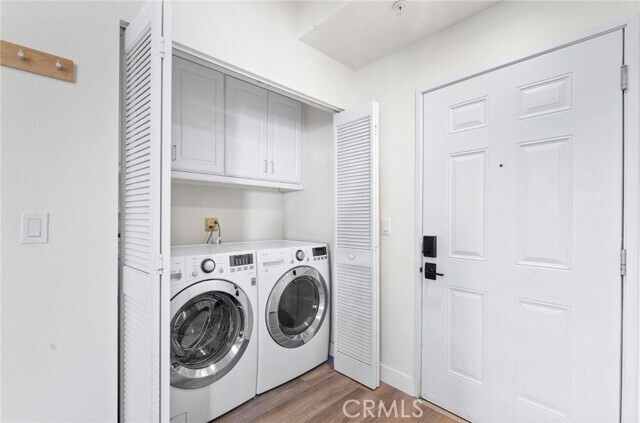 Foto del edificio - 1801 E Katella Ave