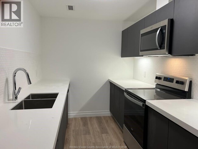 Building Photo - 3340 Stella Crescent