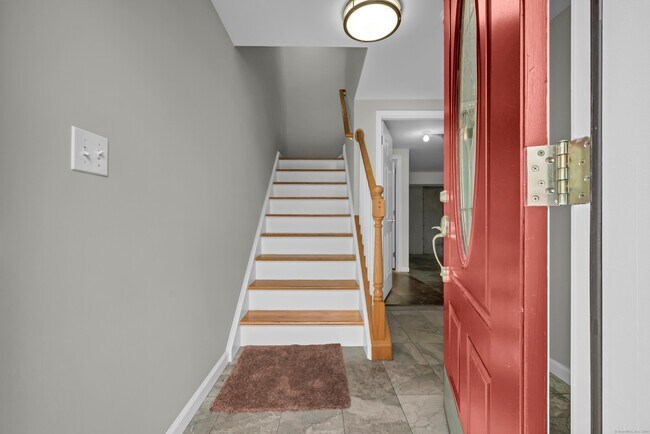 Building Photo - 26 Roger Ave