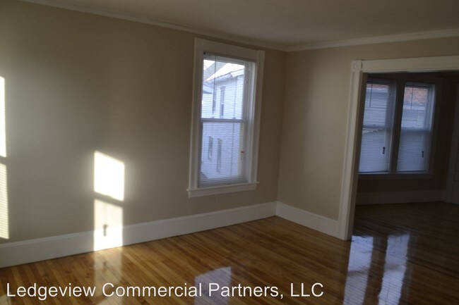 Building Photo - 17 South St