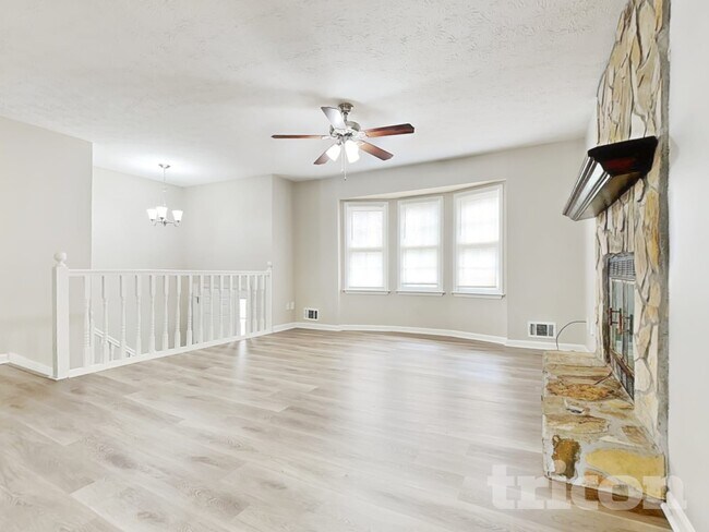 Foto del edificio - 3735 Linwood Way