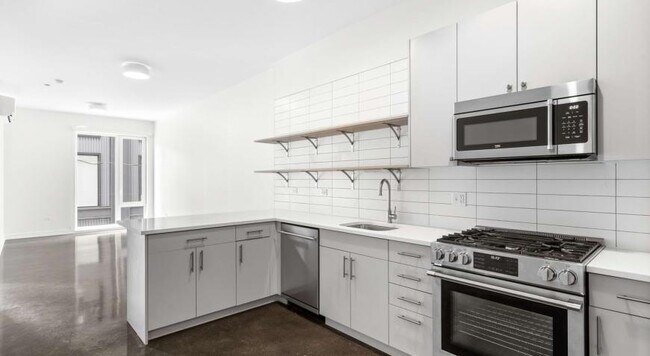 Foto del edificio - 1 bedroom in Chicago IL 60640