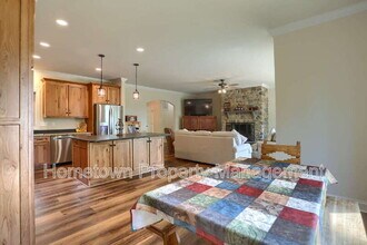 Building Photo - 11409 Weatherstone Dr
