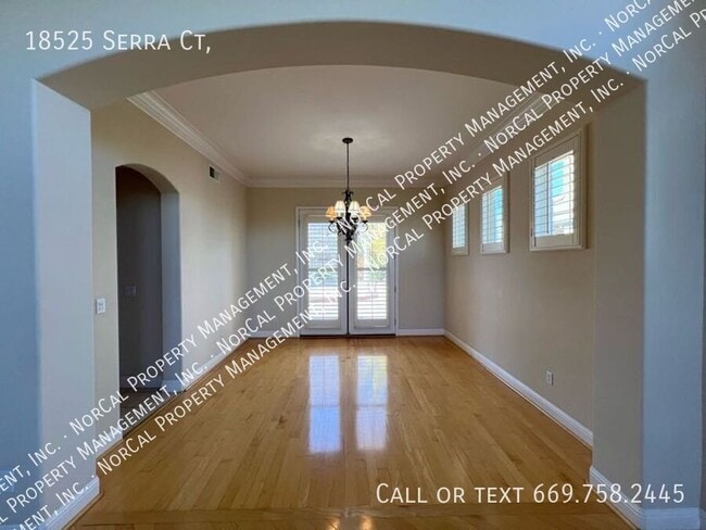 Building Photo - 18525 Serra Ct