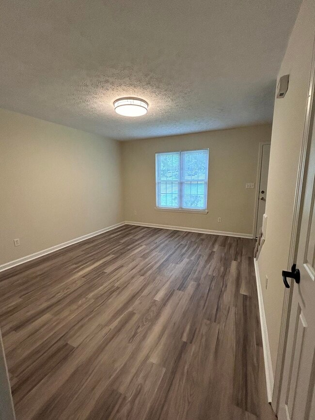 Building Photo - 3409 Gatewood Ct
