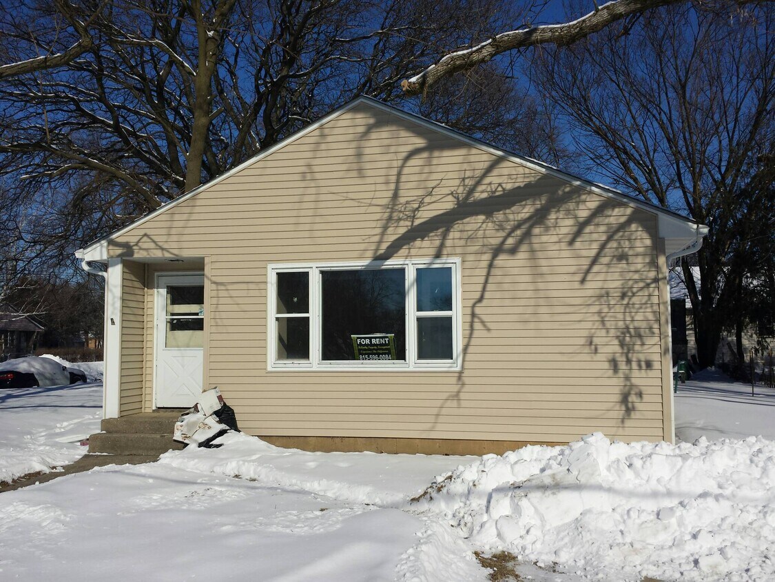 1104 41st Ave, Rockford, IL 61109 House Rental in Rockford, IL