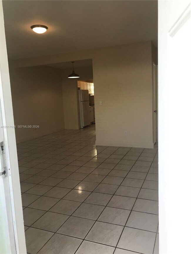 Foto del edificio - 745 81st St
