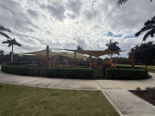 Building Photo - 5348 Sagan Ln