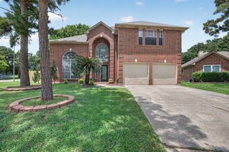 Building Photo - 15010 Chestnut Falls Dr