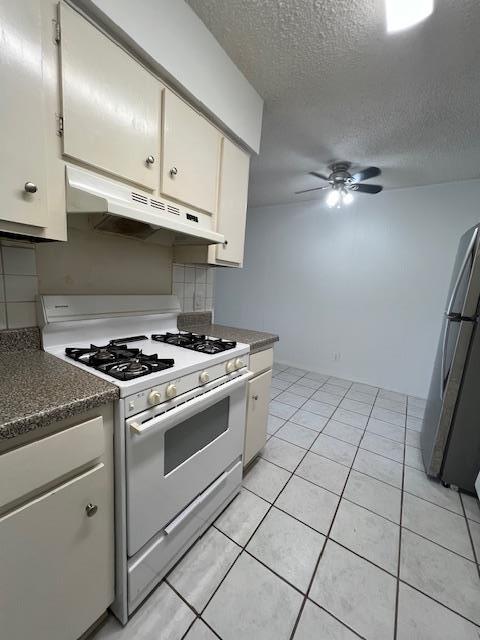 Building Photo - 2305 Barton Village Cir