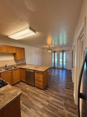 Building Photo - 1639 Talon Dr