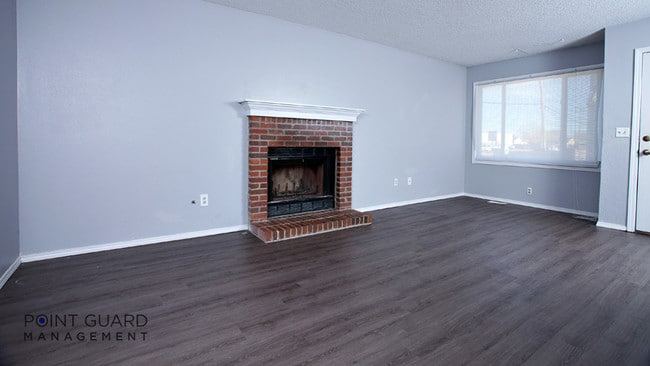 Building Photo - 3909 W 31st St S