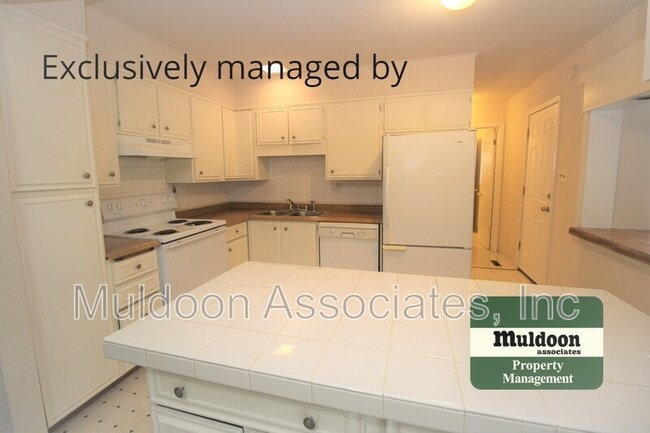 Photo - 3026 Drakestone Dr House