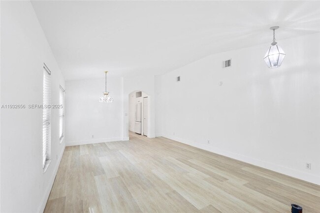 Building Photo - 1050 SW 164th Ave