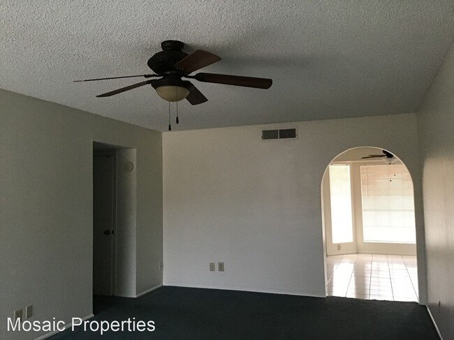 Building Photo - 3 br, 2 bath House - 3841 W Bluefield Ave